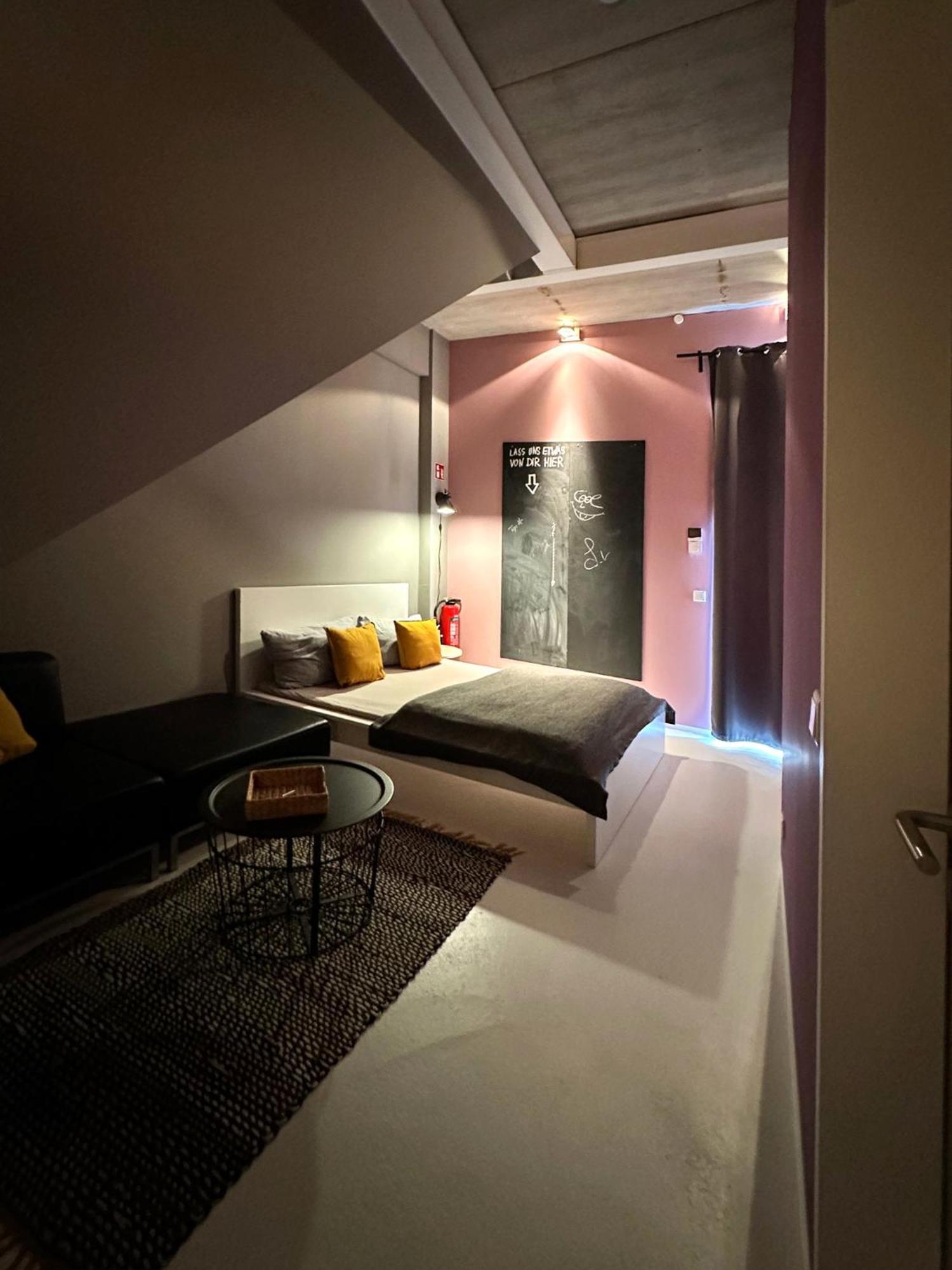 Guestroom By "Farbgestalt" Sarstedt Luaran gambar
